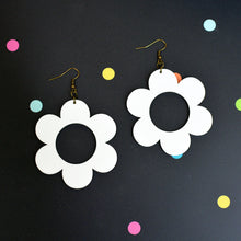 Load image into Gallery viewer, White Daisy Statement Earrings
