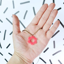 Load image into Gallery viewer, Daisy Mini Necklace

