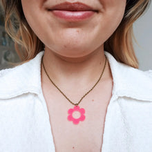Load image into Gallery viewer, Daisy Mini Necklace
