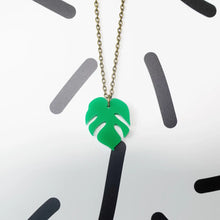 Load image into Gallery viewer, Monstera Mini Necklace
